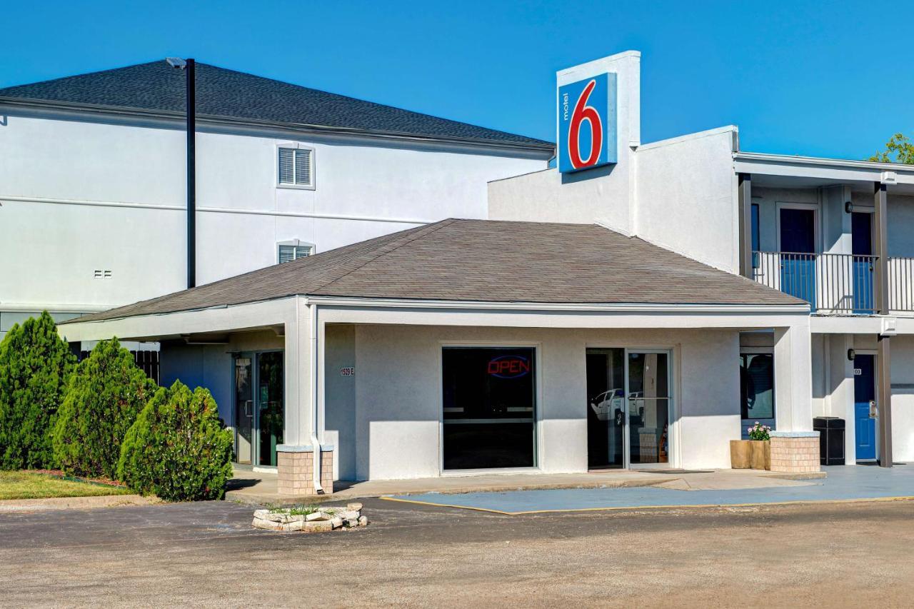 Motel 6-Sulphur Springs, Tx Bagian luar foto