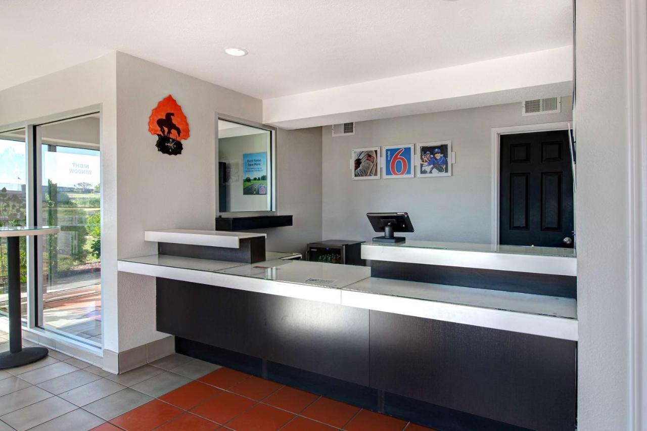 Motel 6-Sulphur Springs, Tx Bagian luar foto
