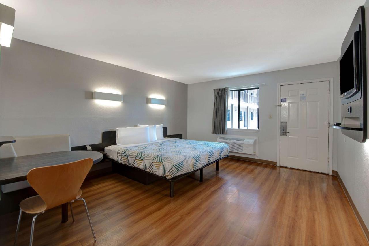 Motel 6-Sulphur Springs, Tx Bagian luar foto